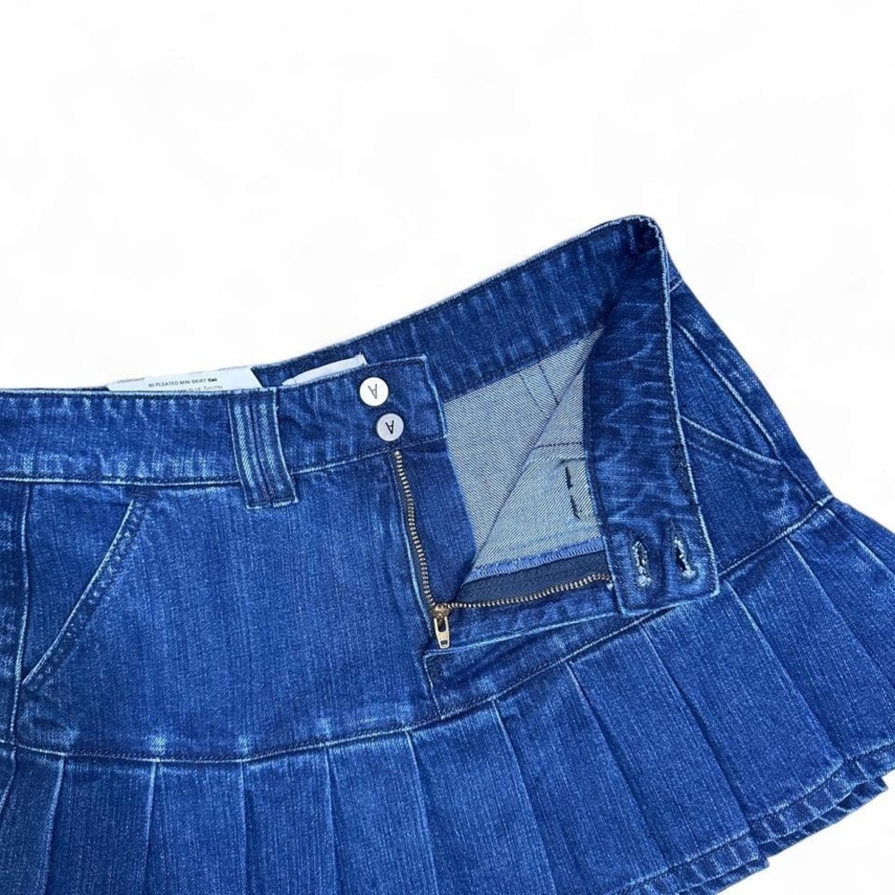 Pleated skirt - Picture 3 of 6
